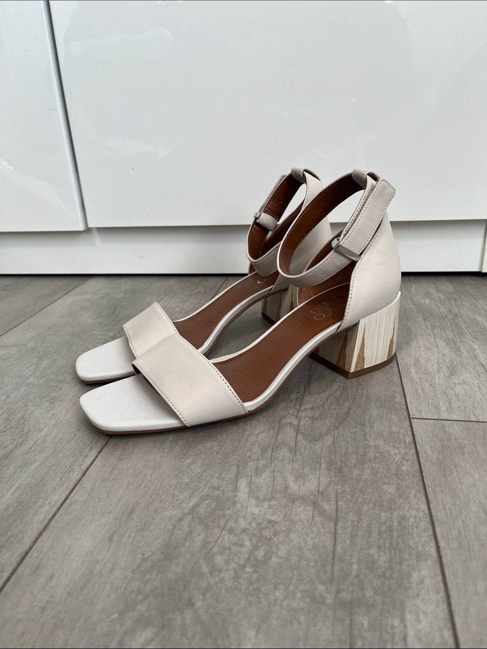 NWOT Franco Sarto Light Cream Ankle-Strap Block Marble Heel Sandals, Size 8